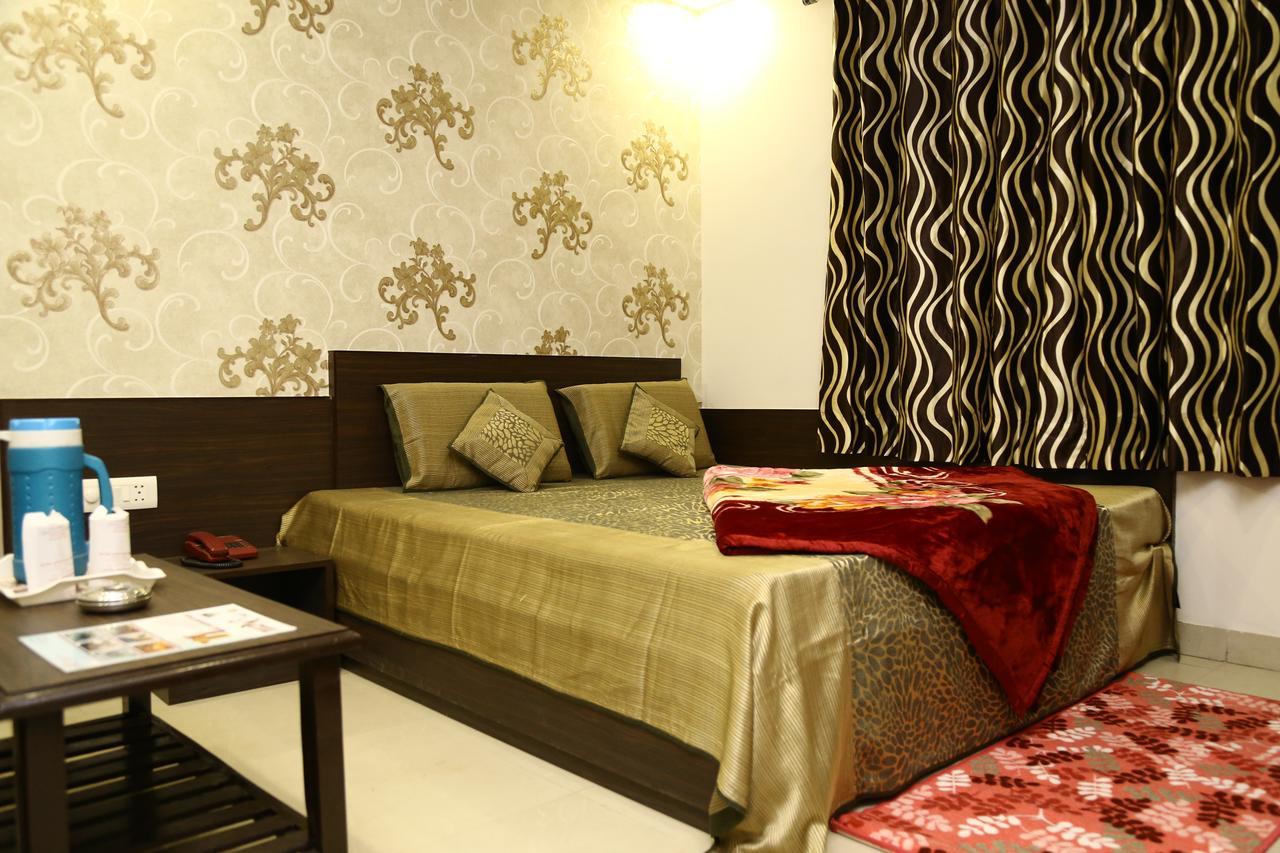 Hotel Abhinandan Inn Τζαϊπούρ Εξωτερικό φωτογραφία