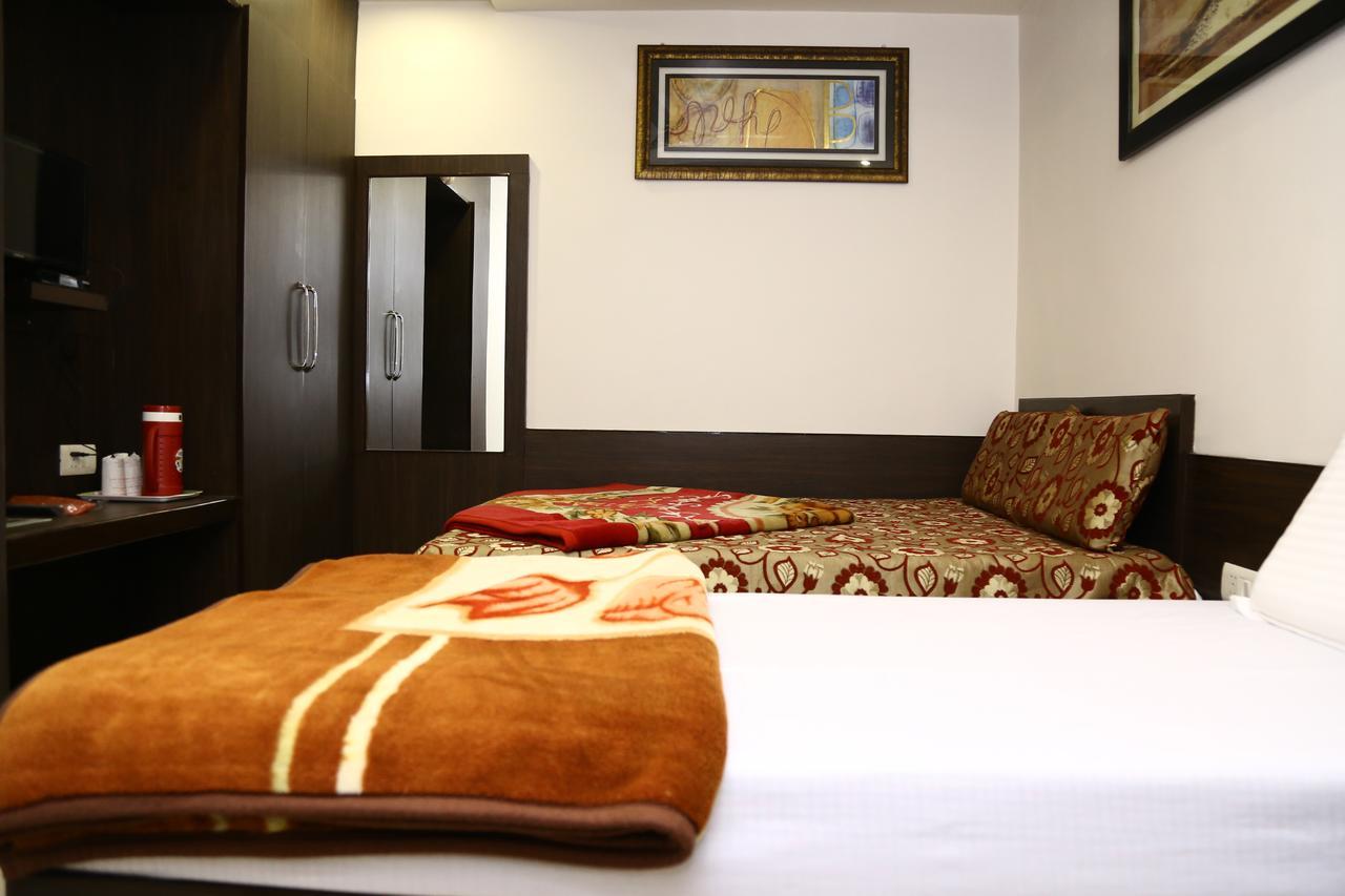 Hotel Abhinandan Inn Τζαϊπούρ Εξωτερικό φωτογραφία