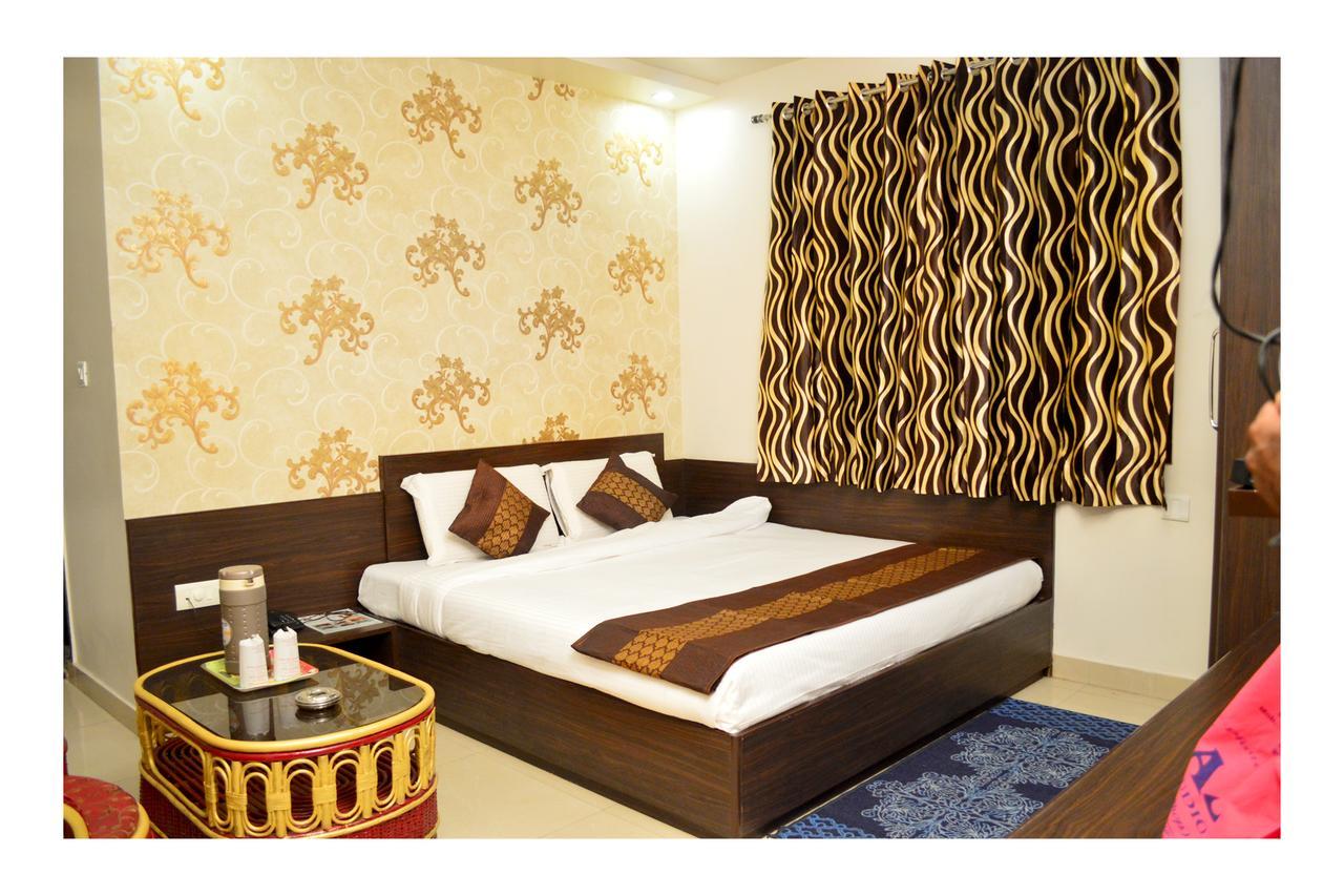 Hotel Abhinandan Inn Τζαϊπούρ Εξωτερικό φωτογραφία
