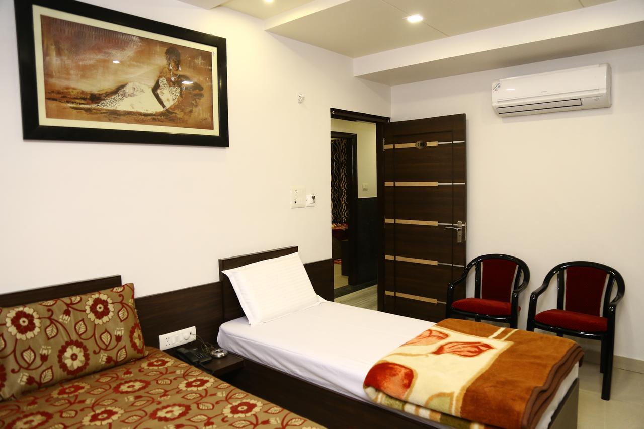 Hotel Abhinandan Inn Τζαϊπούρ Εξωτερικό φωτογραφία