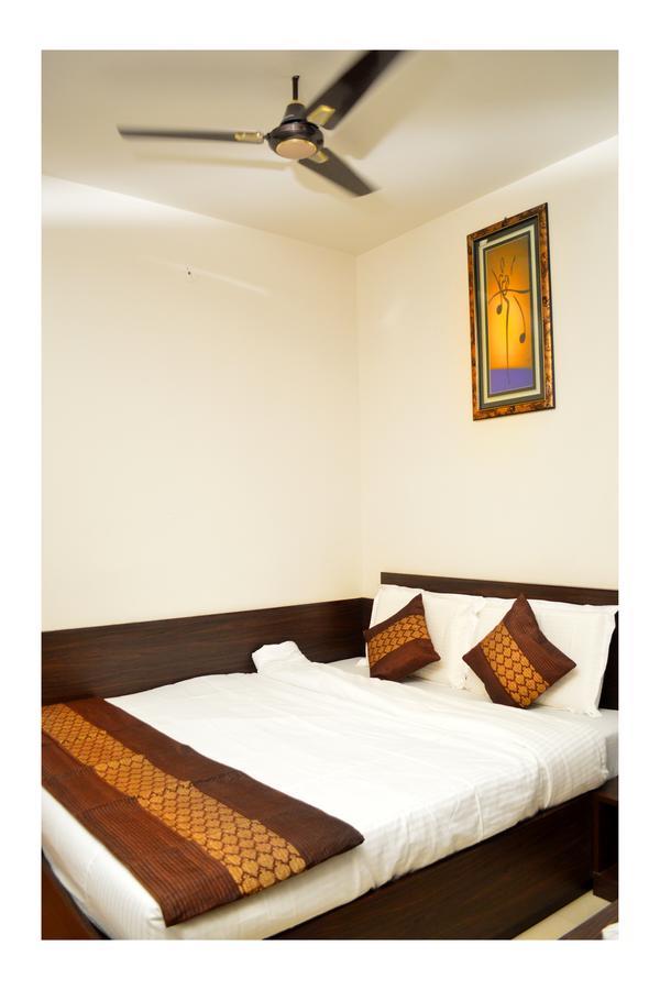 Hotel Abhinandan Inn Τζαϊπούρ Εξωτερικό φωτογραφία
