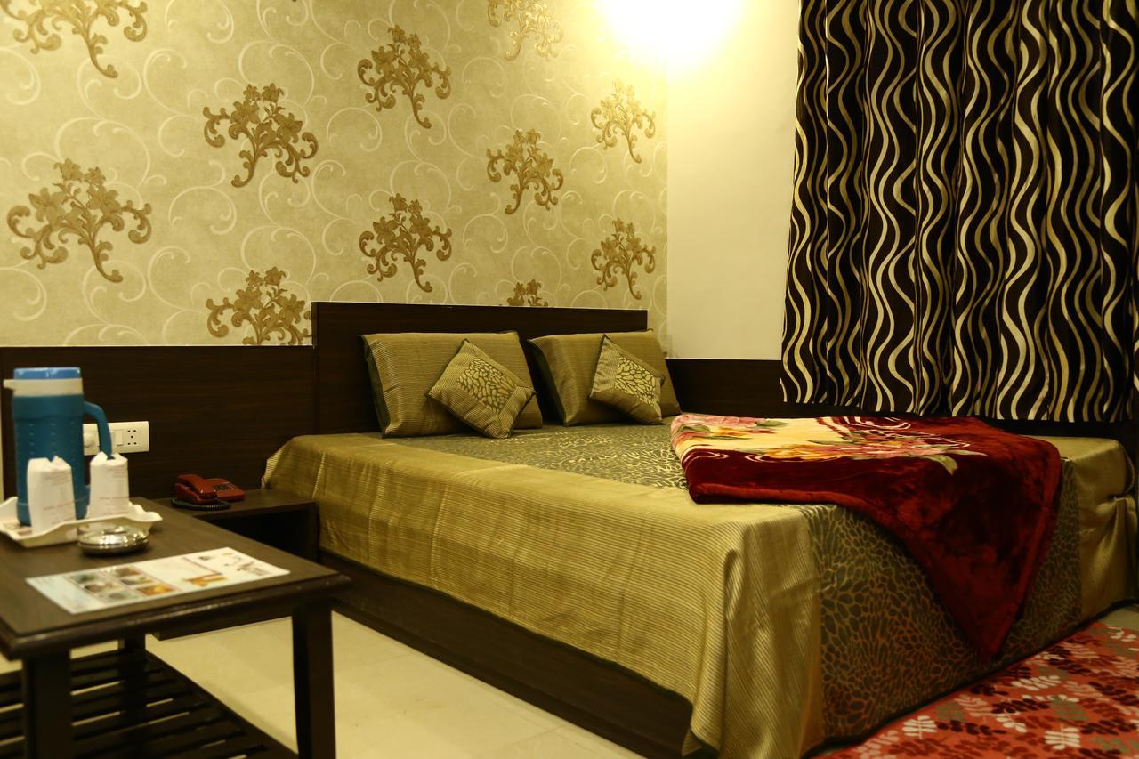 Hotel Abhinandan Inn Τζαϊπούρ Εξωτερικό φωτογραφία