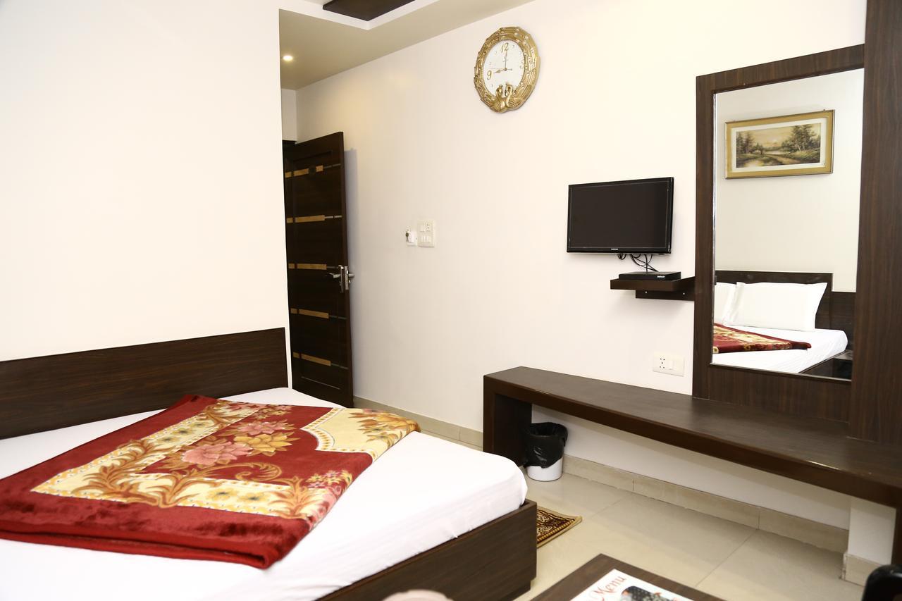 Hotel Abhinandan Inn Τζαϊπούρ Εξωτερικό φωτογραφία