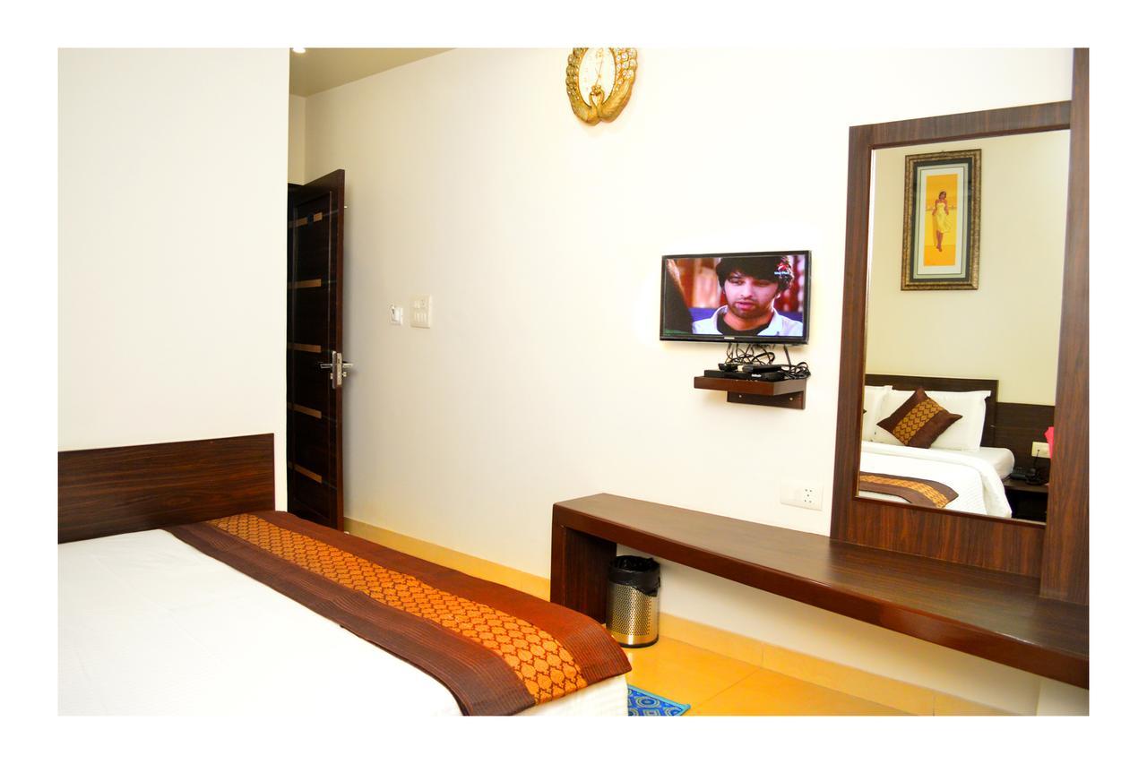 Hotel Abhinandan Inn Τζαϊπούρ Εξωτερικό φωτογραφία