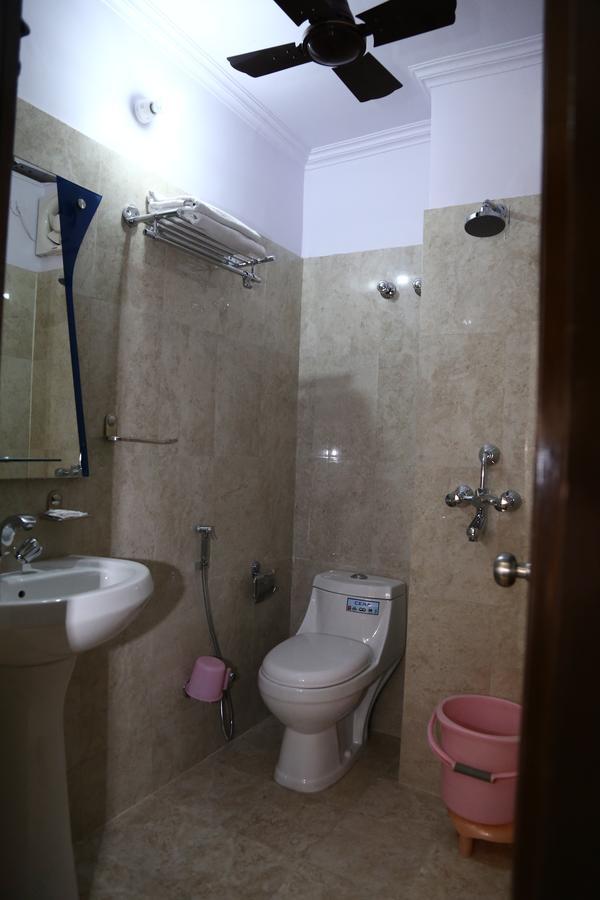 Hotel Abhinandan Inn Τζαϊπούρ Εξωτερικό φωτογραφία