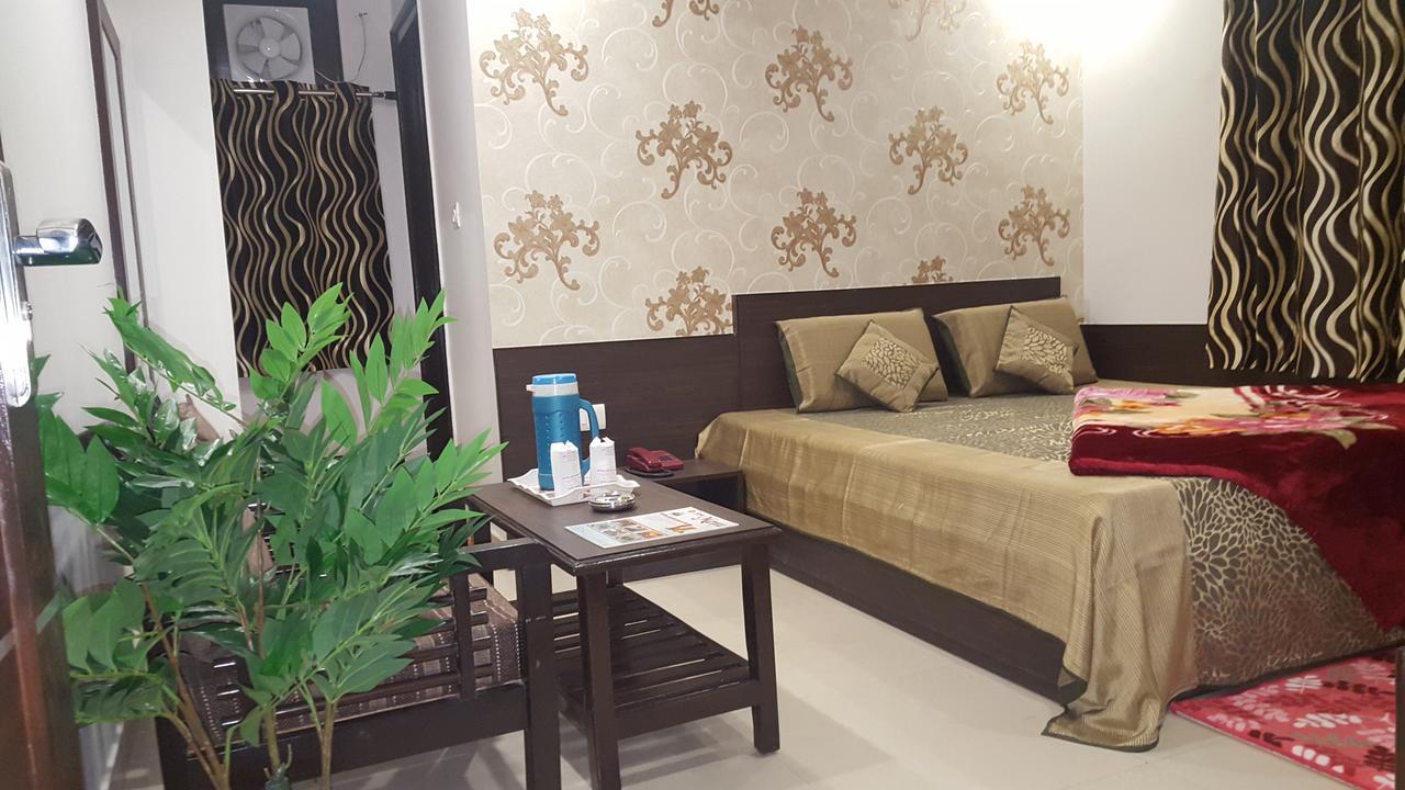 Hotel Abhinandan Inn Τζαϊπούρ Εξωτερικό φωτογραφία