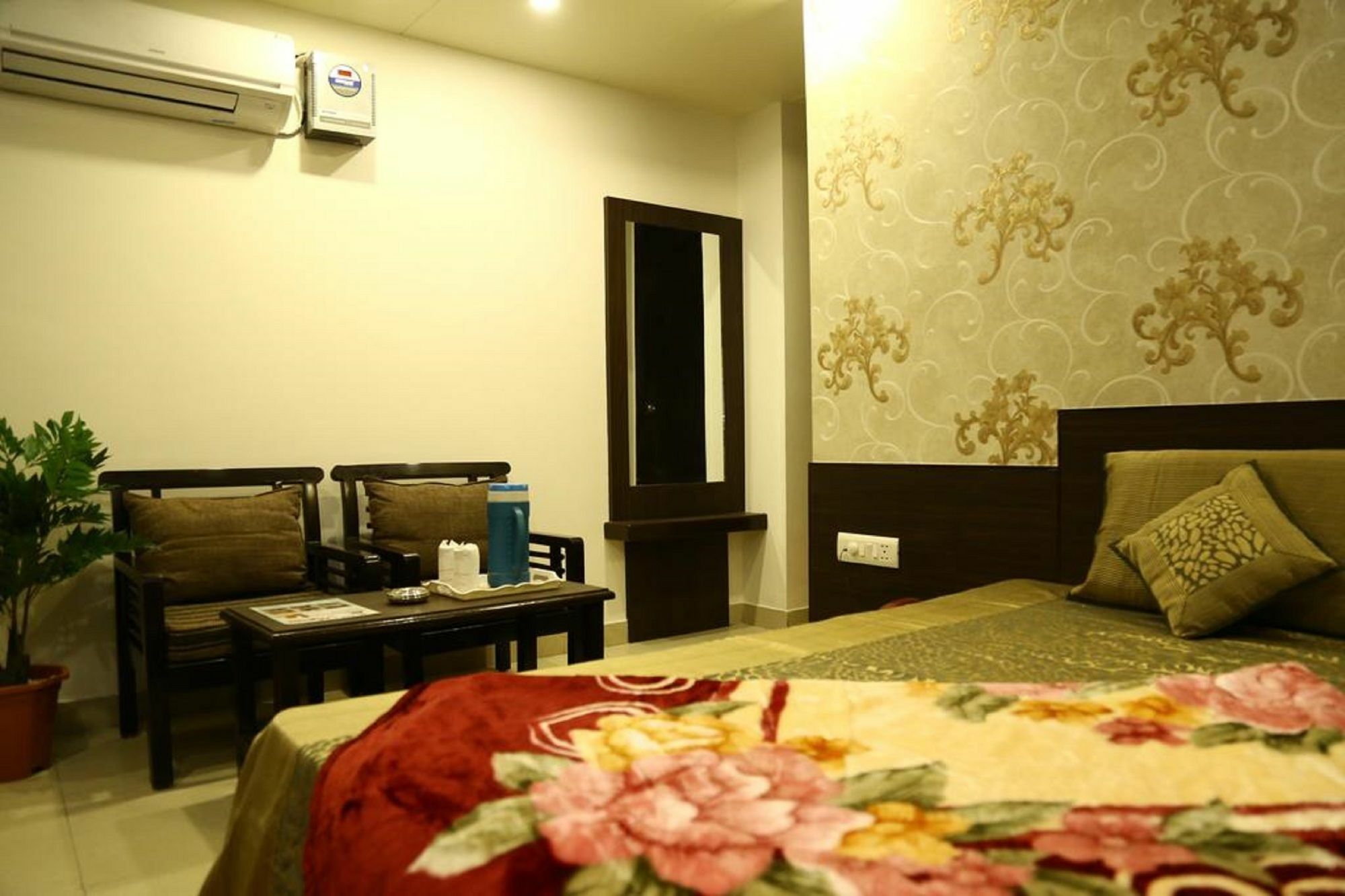 Hotel Abhinandan Inn Τζαϊπούρ Εξωτερικό φωτογραφία