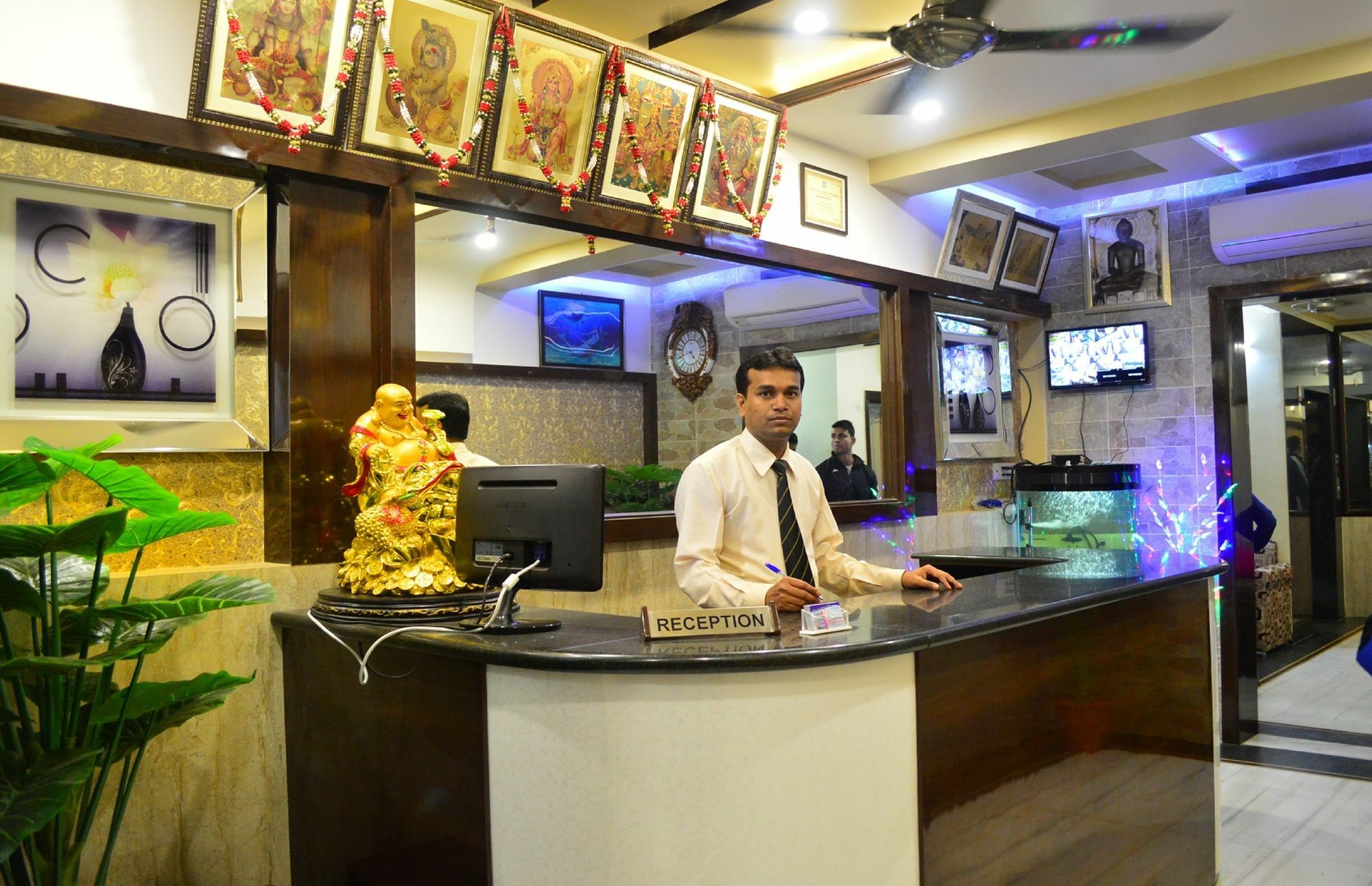 Hotel Abhinandan Inn Τζαϊπούρ Εξωτερικό φωτογραφία